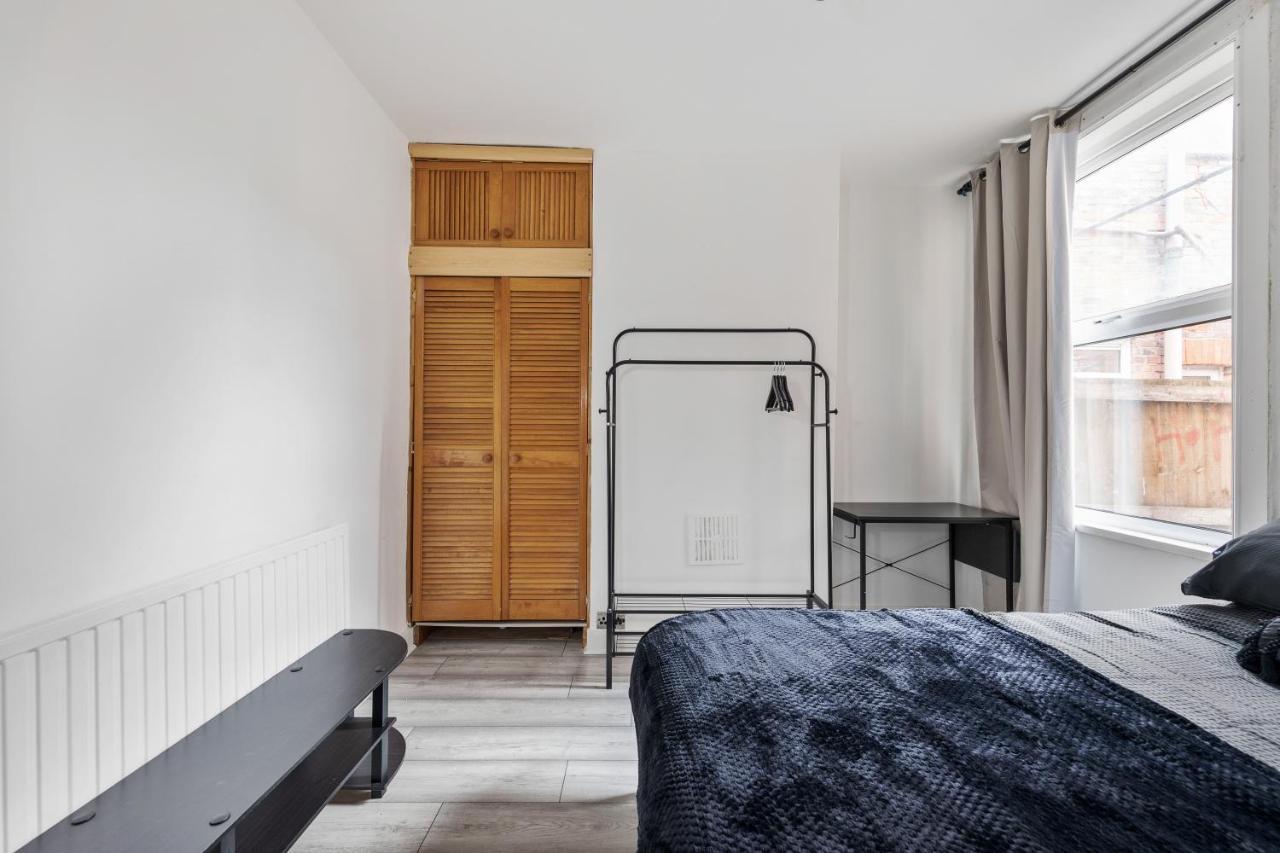 Beautifully Modern 2-Bed Apartment W/Garden ロンドン エクステリア 写真