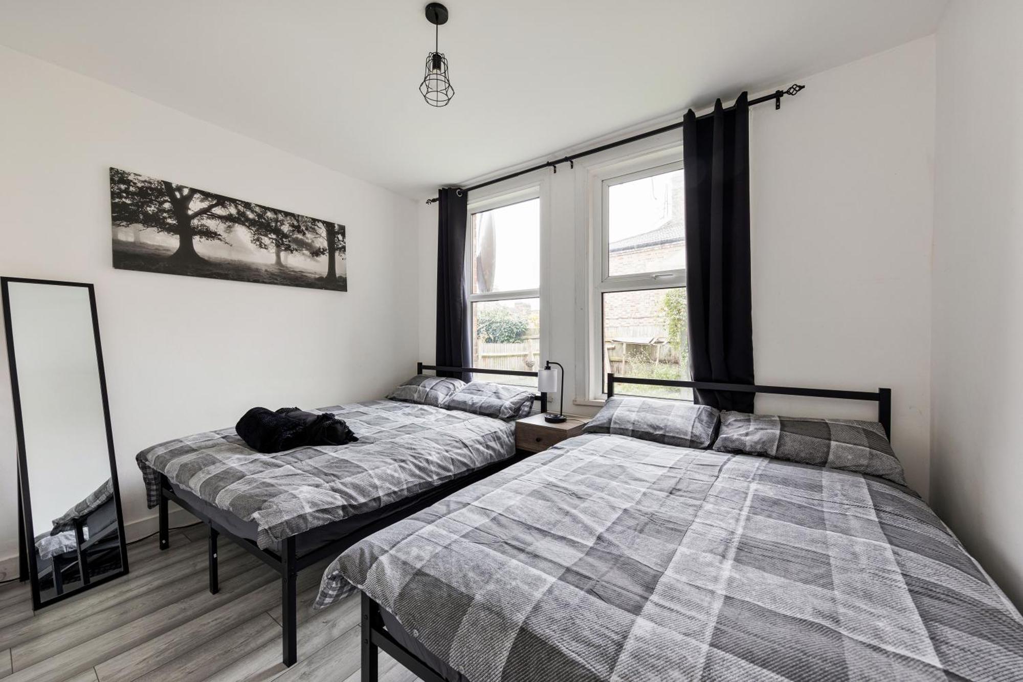 Beautifully Modern 2-Bed Apartment W/Garden ロンドン エクステリア 写真